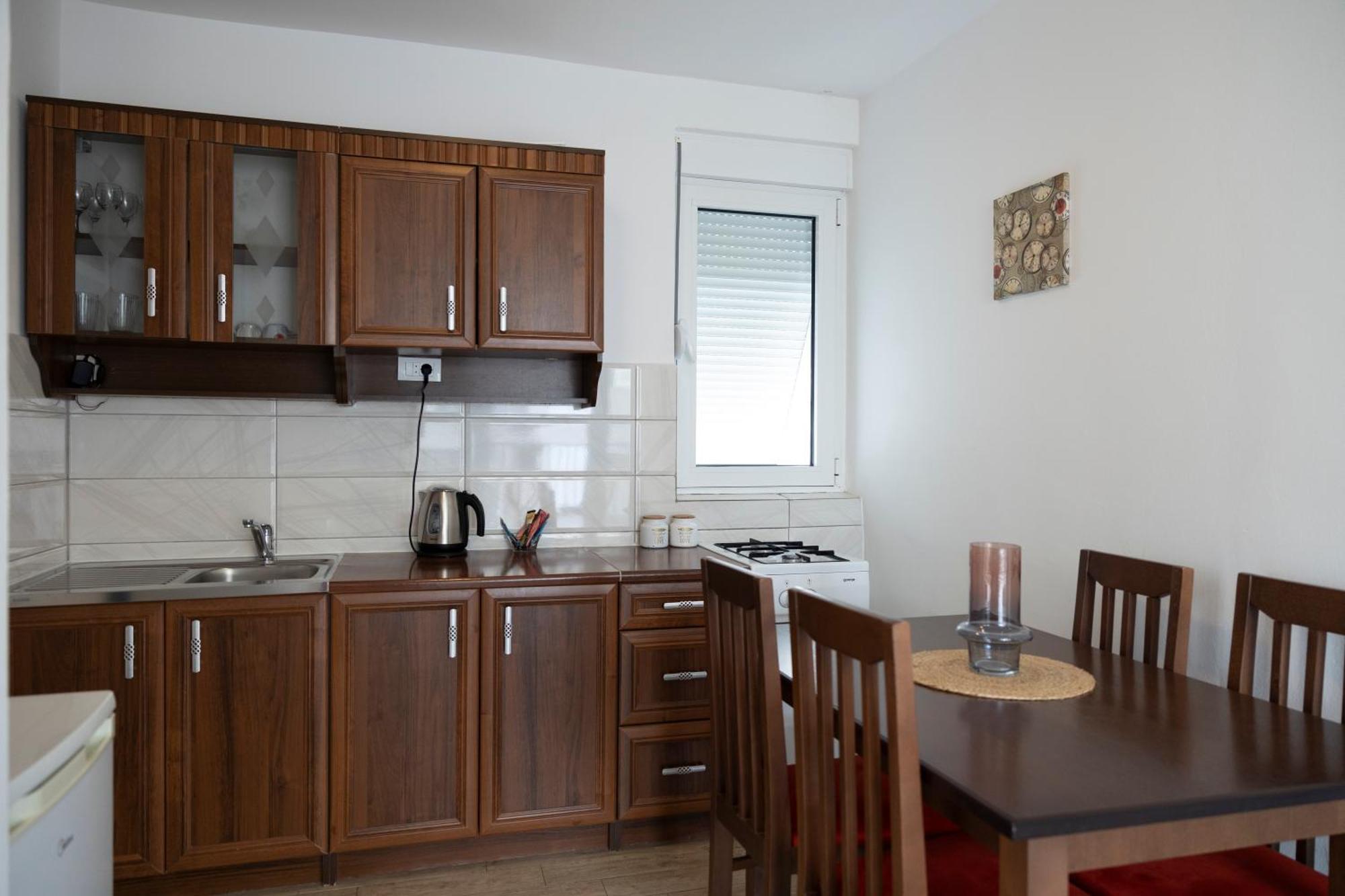 Three Palms Apartments Novakovic Petrovac Dış mekan fotoğraf